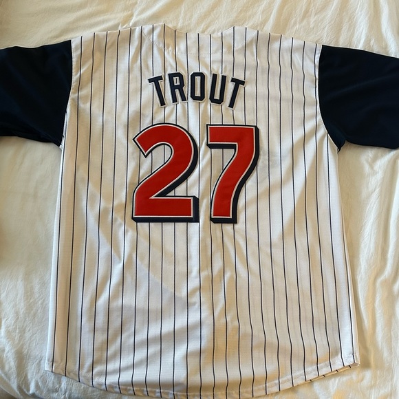 Mike Trout Angels Throwback - Picture 2 of 4